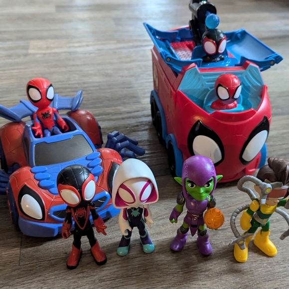 Spider-Man Action Figure Set with Vehicles Spidey and Friends Figurines - Picture 7 of 8